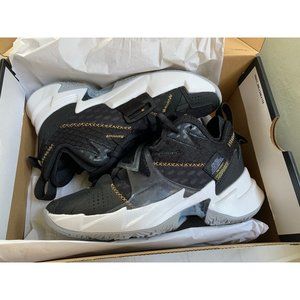 NIB Air Jordan SHOES BIG BOYS 4.5Y Why Not Zer0.3 Black/Gold GS CD5804-001